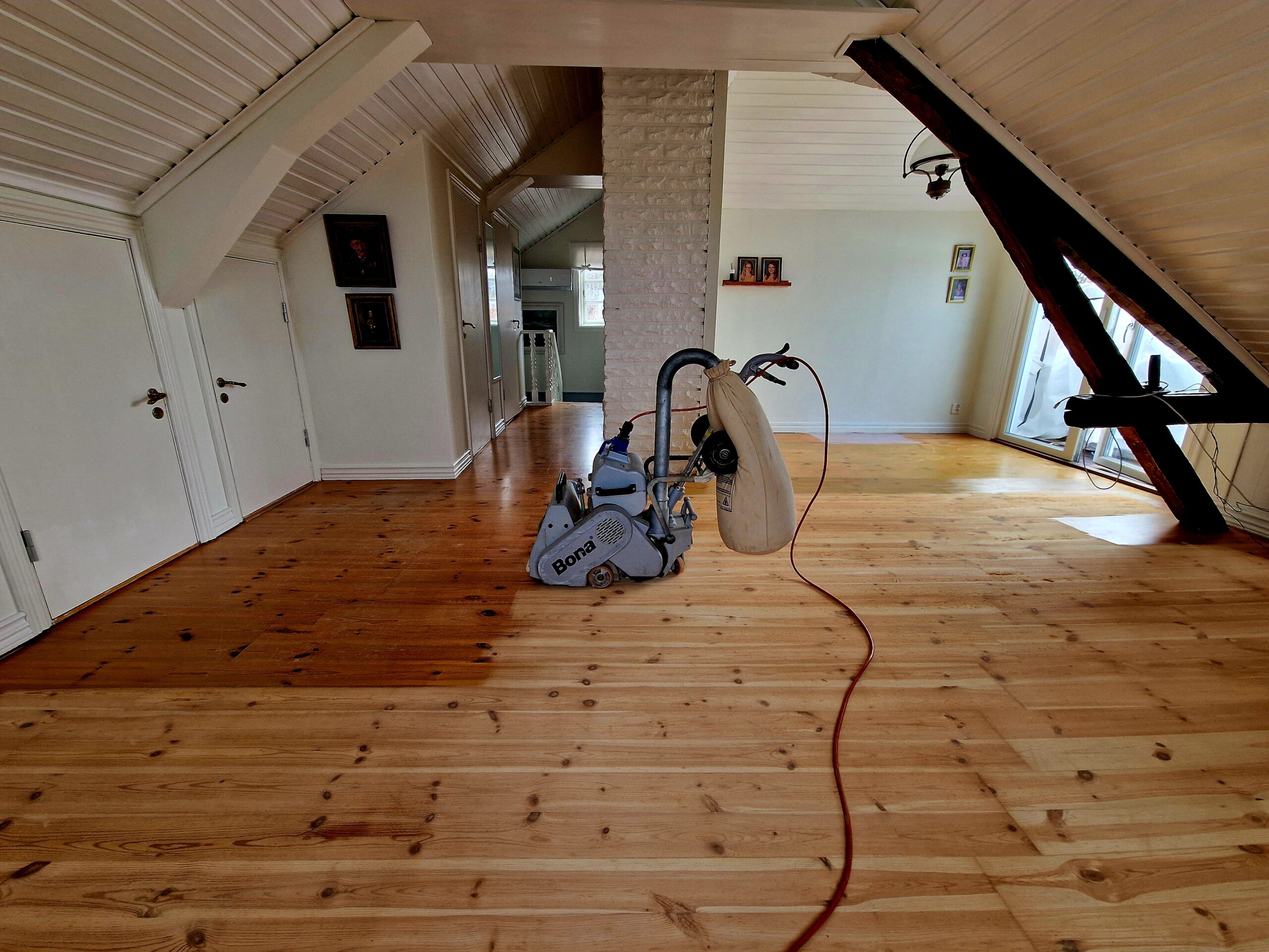 007 Tanums Maleri golvslipning scaled