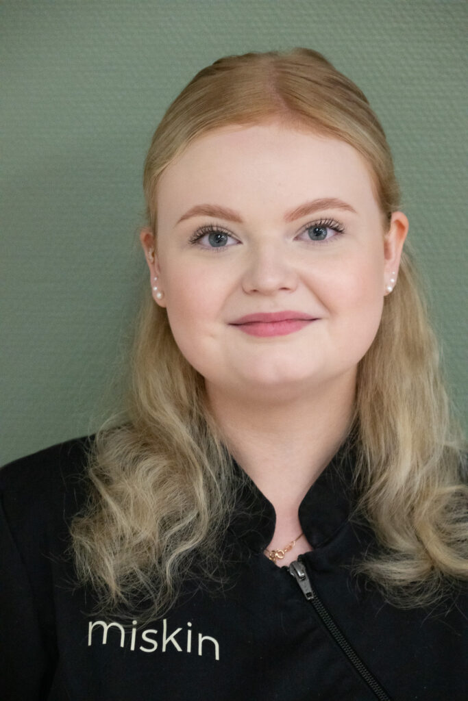 019 Miskin Hudvard 5anstalld