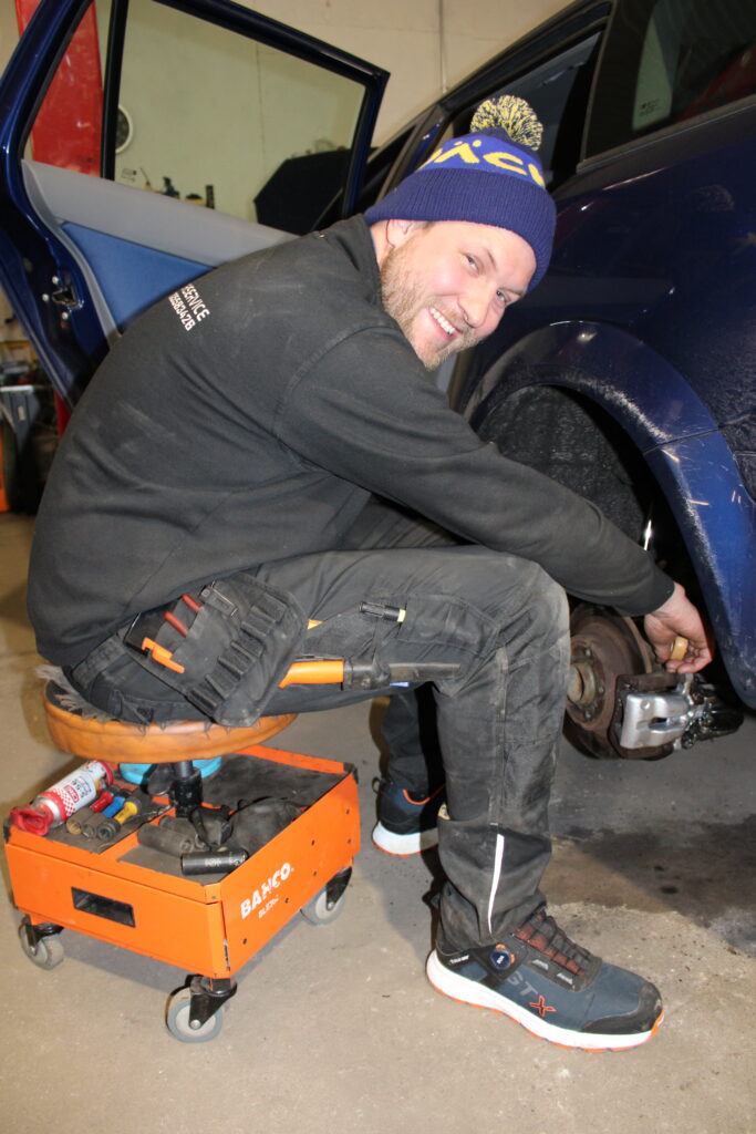 20 Ronnys Dackservice AB 4